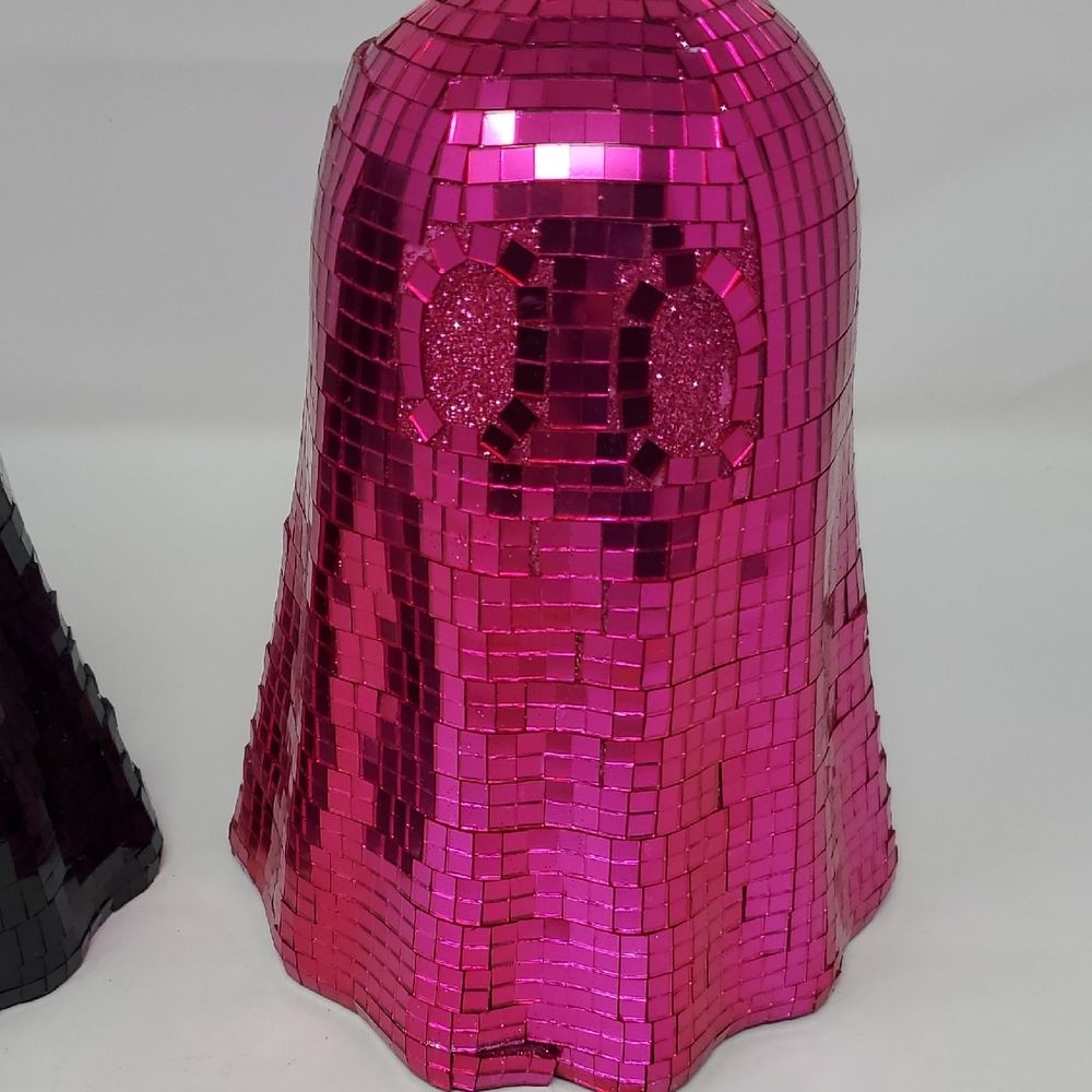 Ashland Mosaic Ghost Decor in Black and Pink - Picture 3 of 10